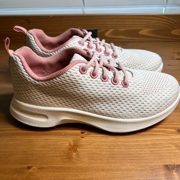 Athletic Works Women's Lifestyle Jogger Sneakers Size 7.5 NWT - Picture 3 of 10